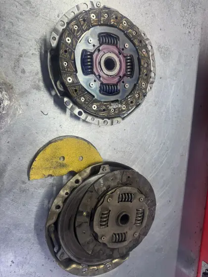 AS-CAR Servis atölyesinde otomatik şanzıman ve motor mekanik çalışması — 37