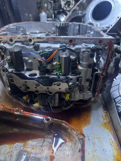 AS-CAR Servis atölyesinde otomatik şanzıman ve motor mekanik çalışması — 6