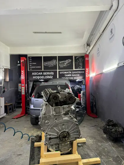 AS-CAR Servis atölyesinde otomatik şanzıman ve motor mekanik çalışması — 27